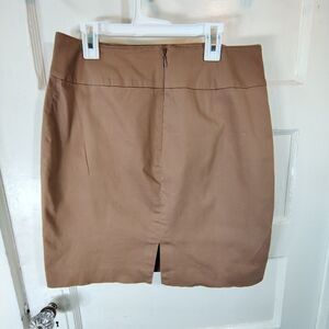 Ann Taylor Stretch Short Skirt Size 8 Tan Beige Nude Career Preppy Core Mini